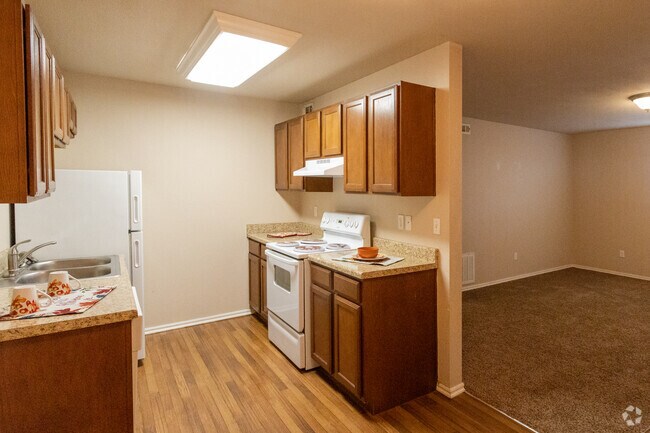 2HAB, 1BA - 837 ft² - Winds of Oak Ridge