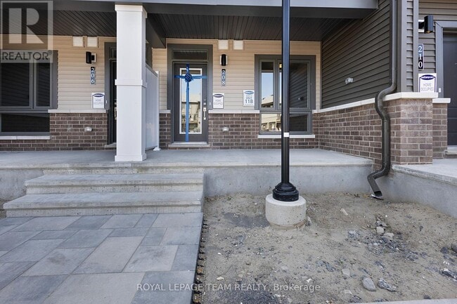 Building Photo - 208 Lillian Freiman Private