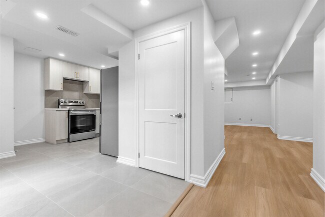 Photo du bâtiment - 11 Valley Centre Dr