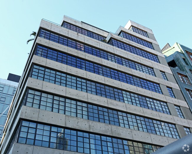 Building Photo - 508 W 24th St