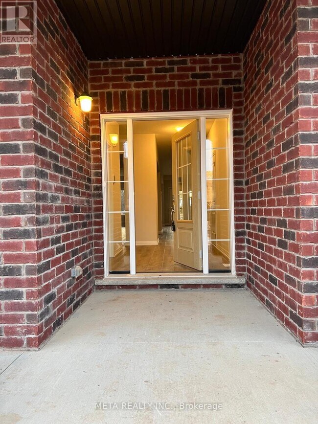 Building Photo - 1013 Kraft Rd
