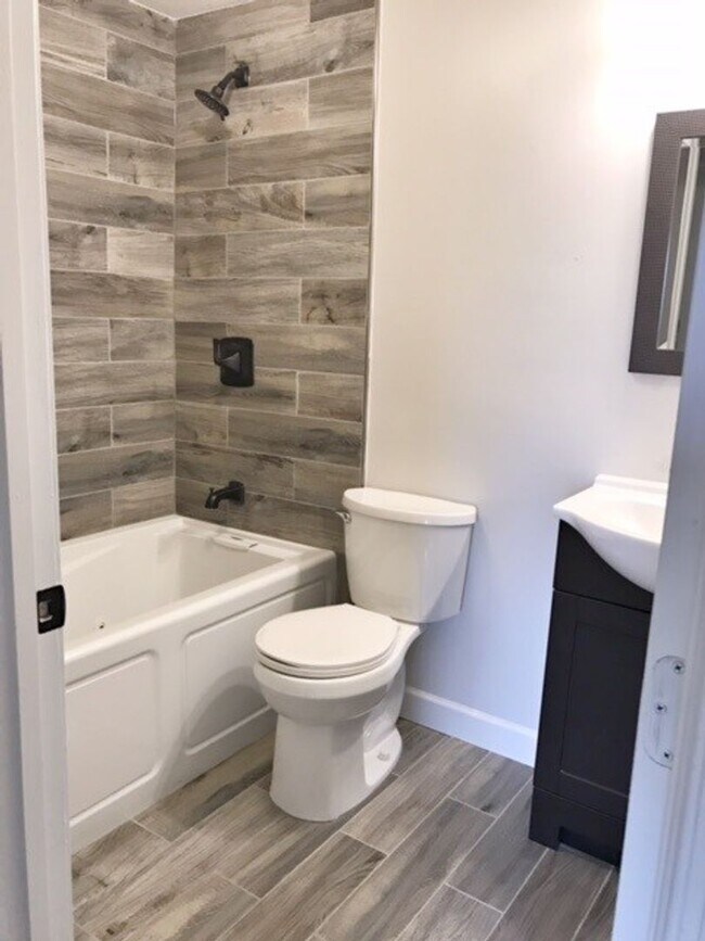 Foto del edificio - 3425 Belleplain Ct