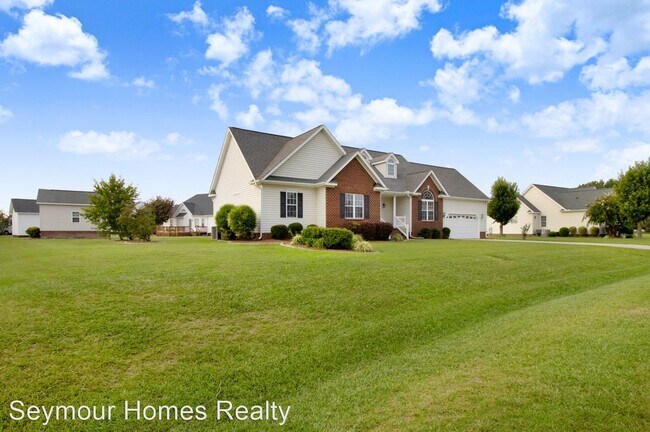 Foto del edificio - 3 br, 2 bath House - 103 Milwood Drive