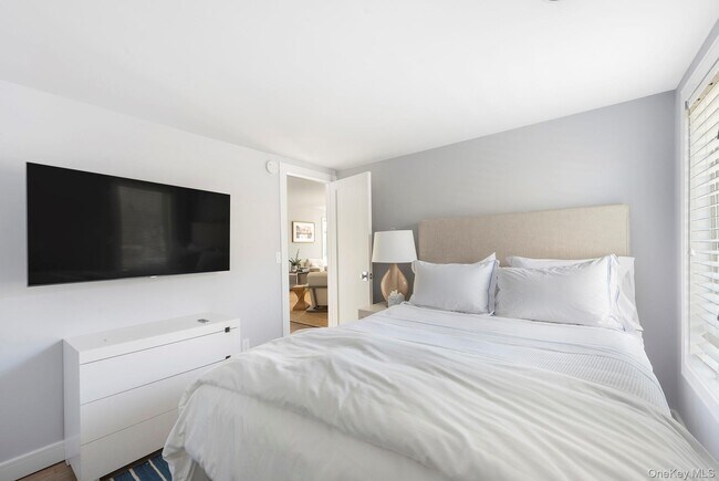 Foto del edificio - 23 Landing Ln