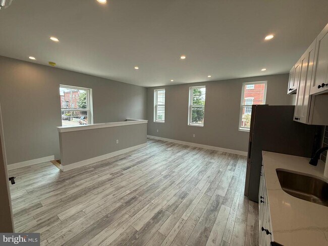 Foto del edificio - 2623 Poplar St