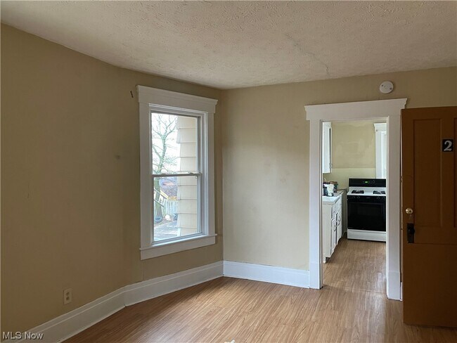 Building Photo - 45 Cotter Ave
