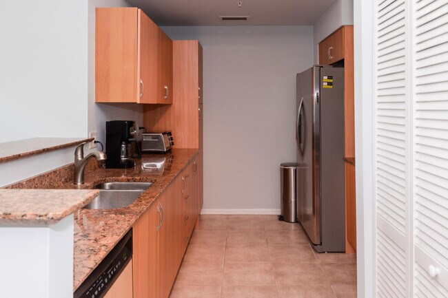 Foto del edificio - 802 W Windward Way