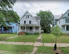 Building Photo - 1224 Ferry St
