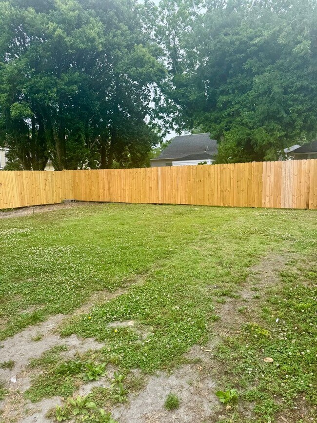 Foto del edificio - Remodeled 3 bedroom 1 bath home