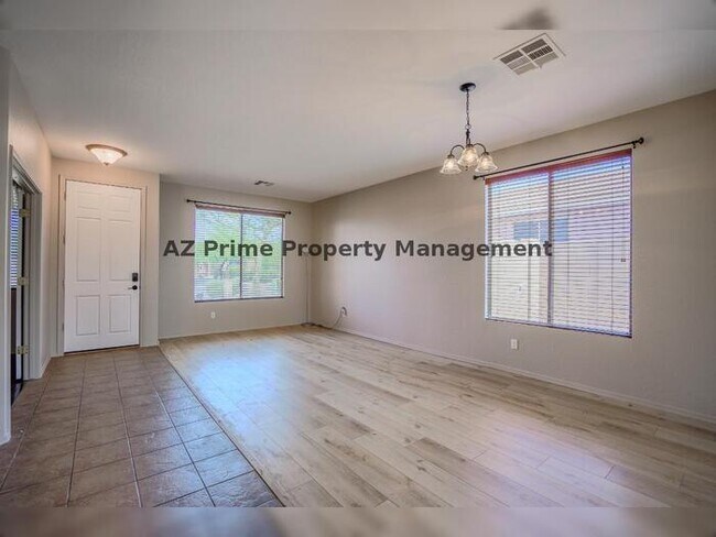 Foto del edificio - 17633 W Wind Song Ave
