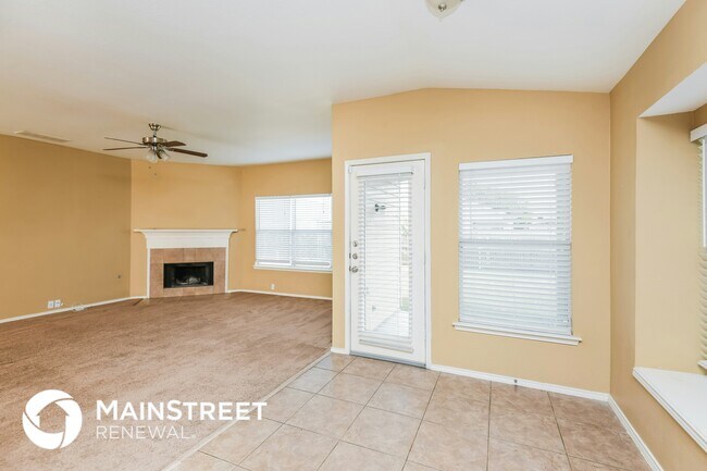 Foto del edificio - 8421 Beaufort Ct