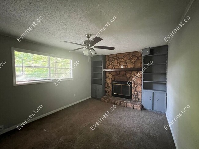 Building Photo - 110 Border Cir