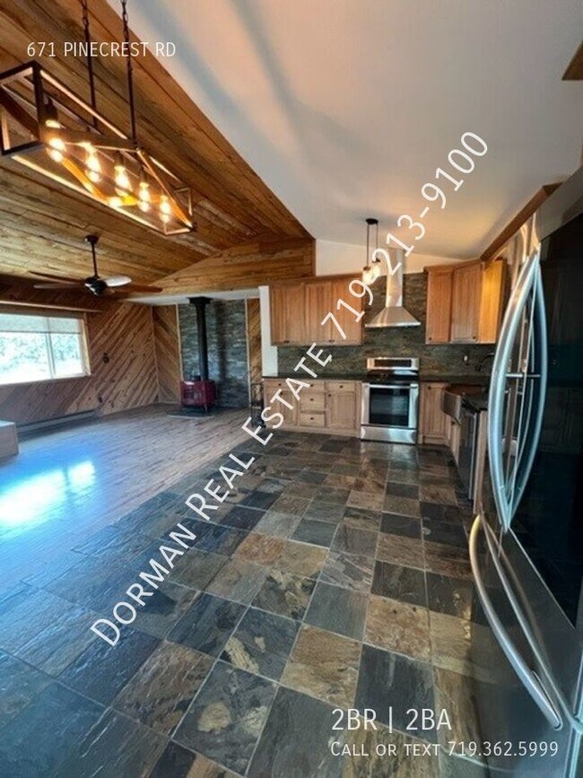 Building Photo - Single Family with Mountain Views