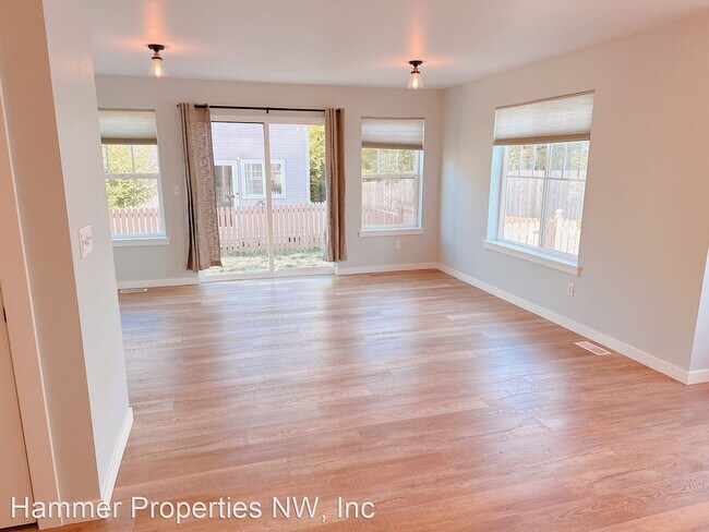 Foto del edificio - 3 br, 2.5 bath House - 2938 St Paul Street