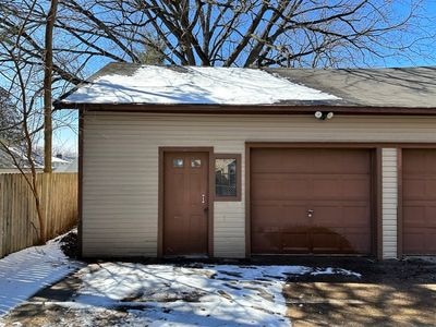 Building Photo - 2551 Eastern Ave SE