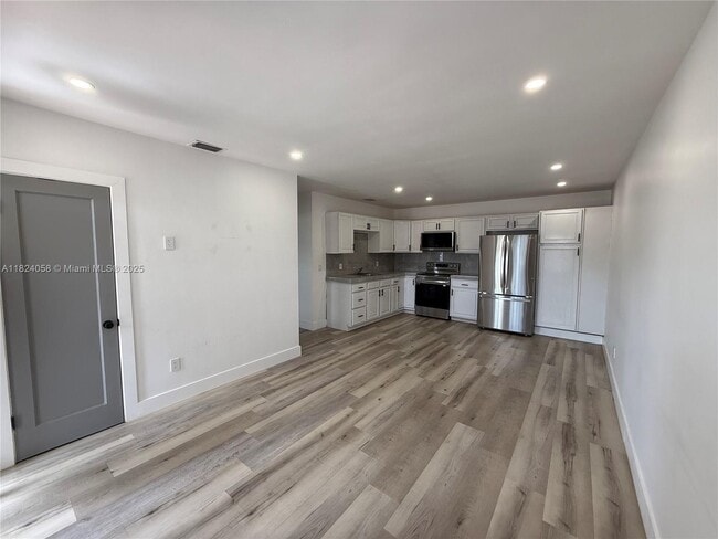 Foto del edificio - 3902 E 8th Ct