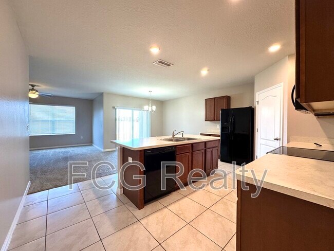 Foto del edificio - 133 Grove Branch Rd