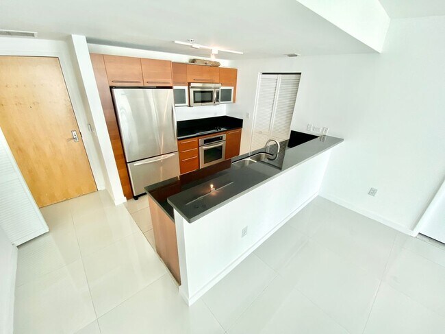 Foto del edificio - 253 NE 2nd St