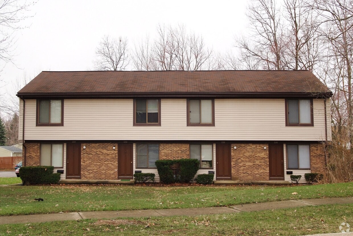 Primary Photo - 2356-2366 Echo Valley Dr