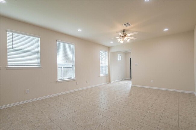 Foto del edificio - 10317 Owens Lake Dr