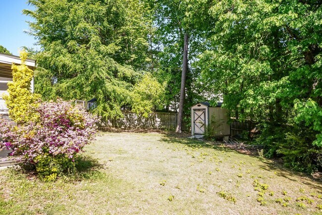 Foto del edificio - Wonderful 3 Bedroom Raleigh Ranch Home