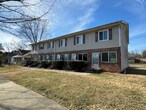 Foto principal - 2055 Washington Ave