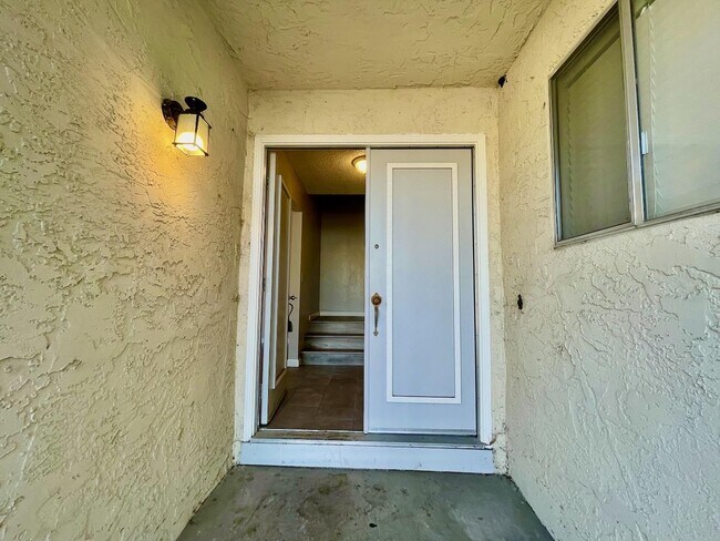 Building Photo - 837 Cape Trinity Pl