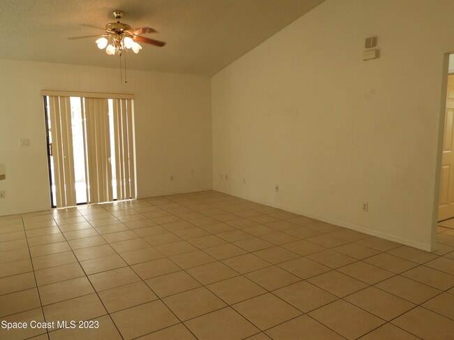 Foto del edificio - 1420 Denali St SE