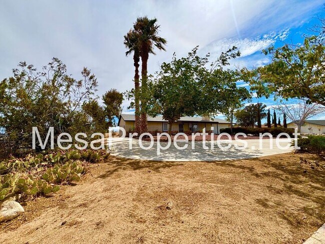 Foto del edificio - 16578 Odell Ave