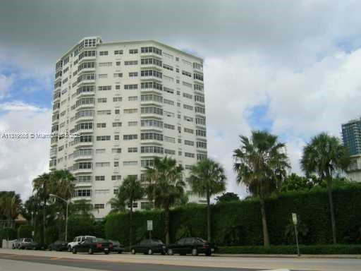 Building Photo - 1881 Washington Ave
