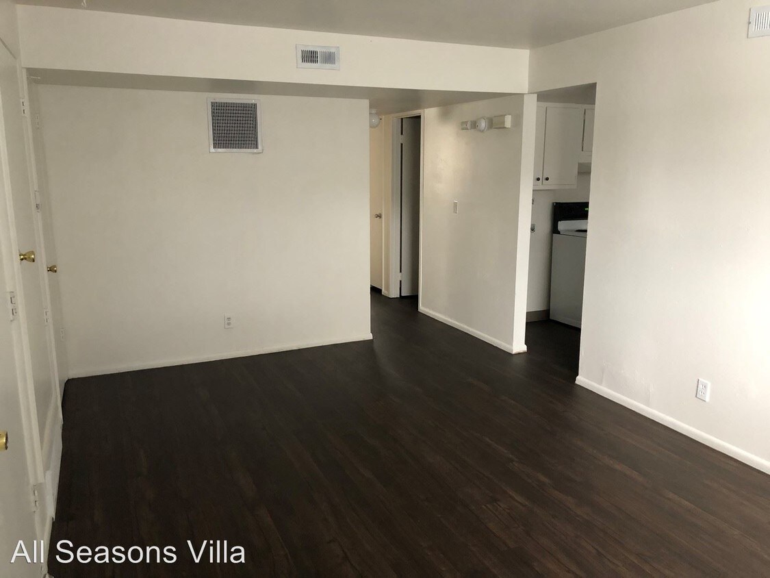 Primary Photo - 5900 S 275 W St