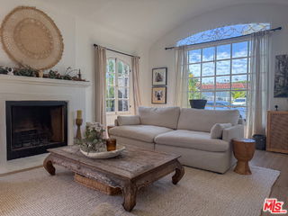 Foto del edificio - 316 S Wetherly Dr