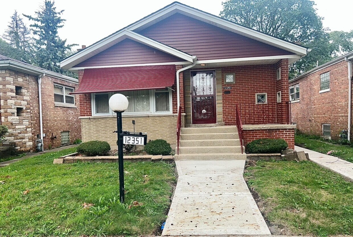 Primary Photo - 12351 S Union Ave
