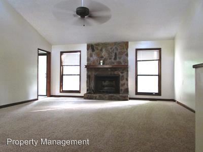 Building Photo - 6821 Fairway Ridge Dr
