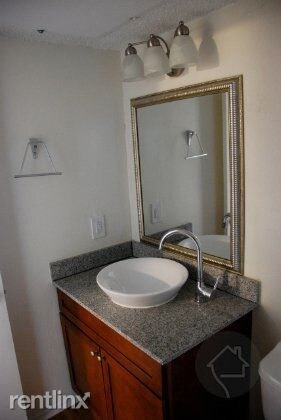 Foto del edificio - 3622 Manchaca Rd