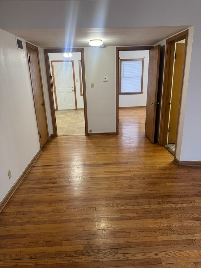 Foto del edificio - 6643 W Lisbon Ave