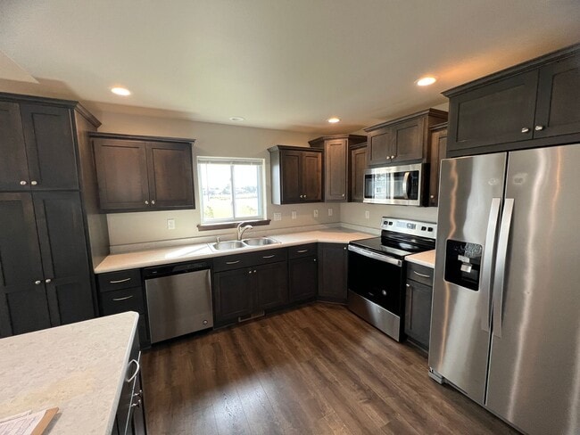 Building Photo - 3220 31st St S