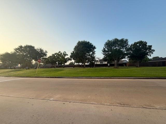 Foto del edificio - 16847 Carrollton Creek Ln
