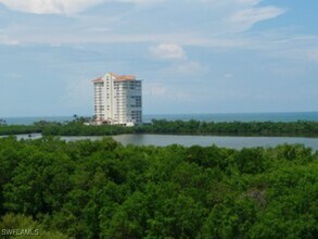 Building Photo - 5550 Heron Point Dr