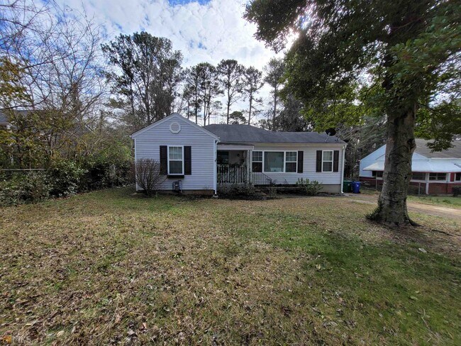 Foto del edificio - 1391 Lochland Rd SE