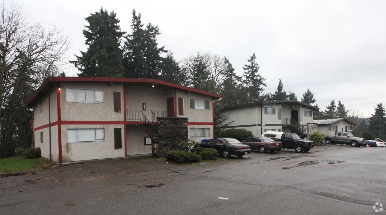 Building Photo - Tukwila Fourplex