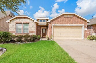 Building Photo - 8922 Cedar Mound Ln