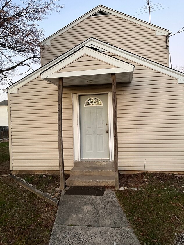 Primary Photo - 434 Hazel Ave