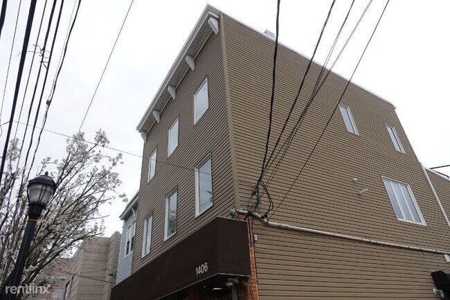 Building Photo - 1408 New York Ave