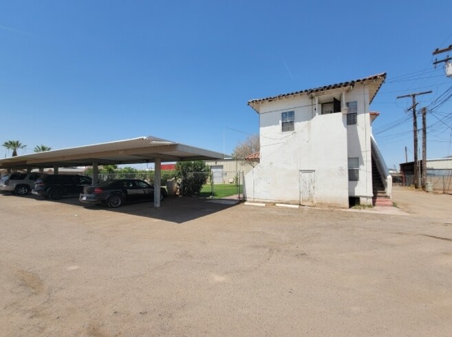 Foto del edificio - 746-752 Broadway Ave