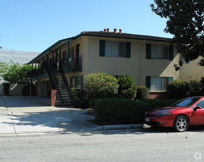Building Photo - 853-865 Blair Ave