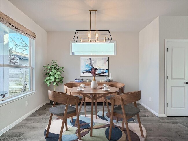 Building Photo - 8801 Whitter Dr