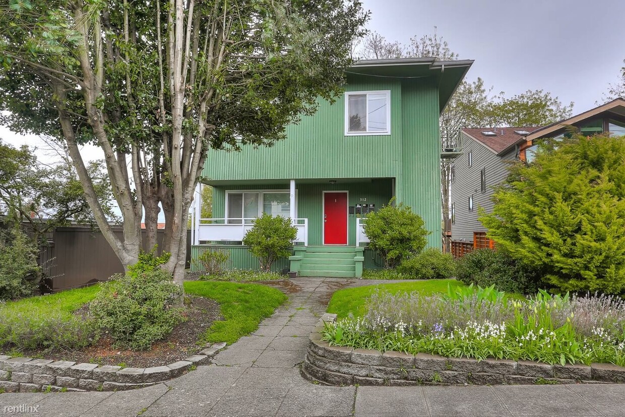 Primary Photo - 312 Fulton St