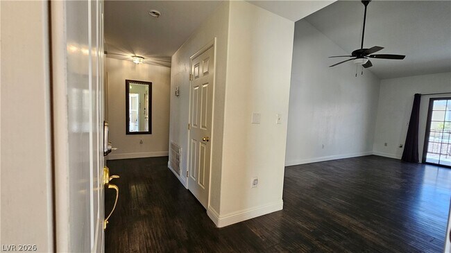 Building Photo - 2851 S Valley View Blvd