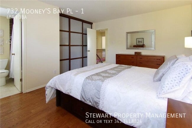 Photo du bâtiment - 732 Mooney's Bay Pl